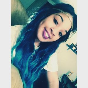 Meet your Posher, Leela