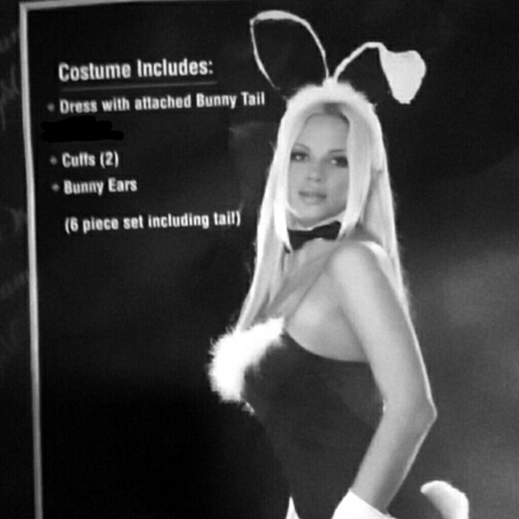 Costume