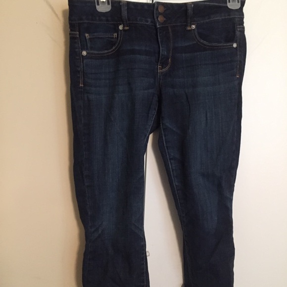 AE capris