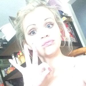 Meet your Posher, Kailey