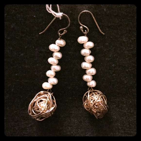 Silver and Pearl earring
