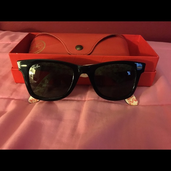 Ray-Ban Sunglasses 😎