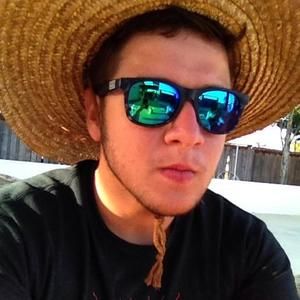 Meet your Posher, Emmanuel