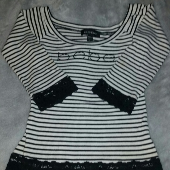 Bebe quarter length sleeve top