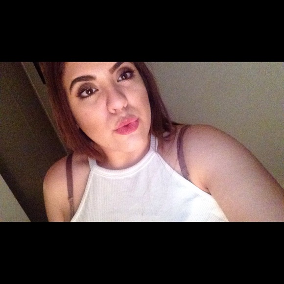 Meet your Posher, Rocio - Picture 1 of 1