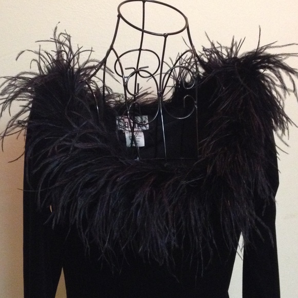 Vintage Feather Collar Top - Picture 2 of 2