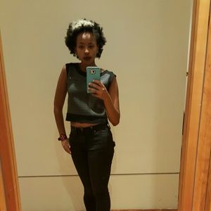 Meet your Posher, Destinee