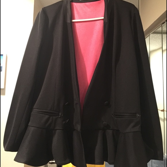 Jacket - Picture 1 of 4