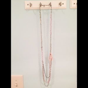 Beaded chain necklace with cute bow!
