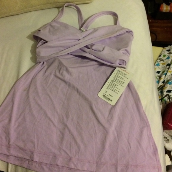 Lululemon tank
