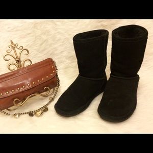 🎈 Flash Sale! 🎈Black Bearpaw Boots