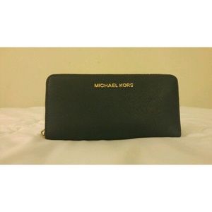 SOLD | Michael Kors - Saffiano Leather Wallet