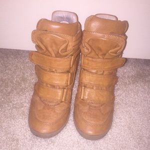 Steve Madden Wedge Sneakers in Cognac