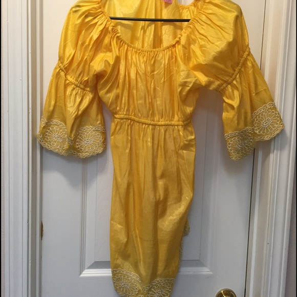 NEW W/TAGS YELLOW VELLAO DRESS/SHIRT Size: L