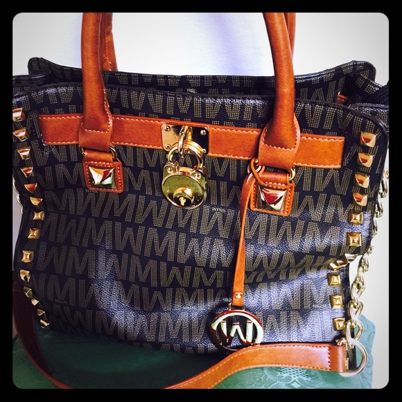 👜Nice Brown Handbag👜