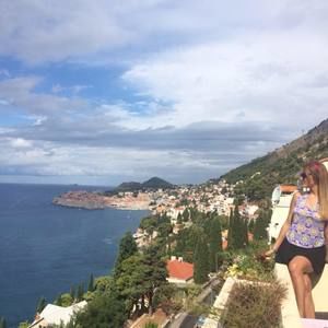 Meet your Posher, Lilly