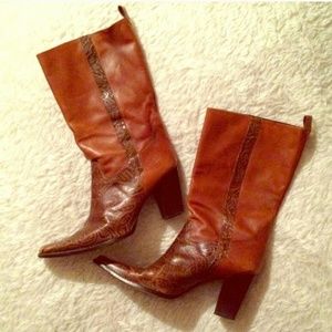 WESTERN STYLE BOOTS