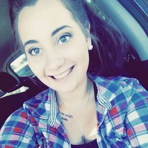 Meet your Posher, Leah