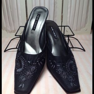 Nine West Linen/Beaded Slip-On