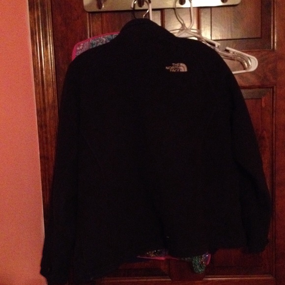 Black North Face - Picture 3 of 3