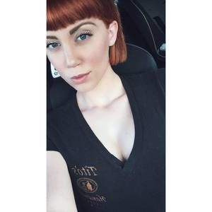 Meet your Posher, Whitney