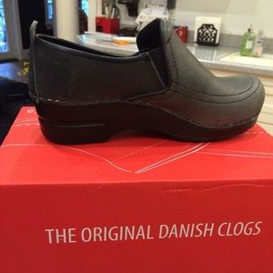 Sanita clogs