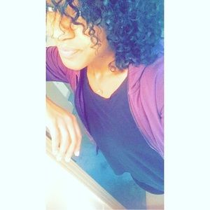 Meet your Posher, Jlaia