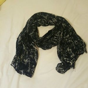 🚫SOLD🚫Express scarf