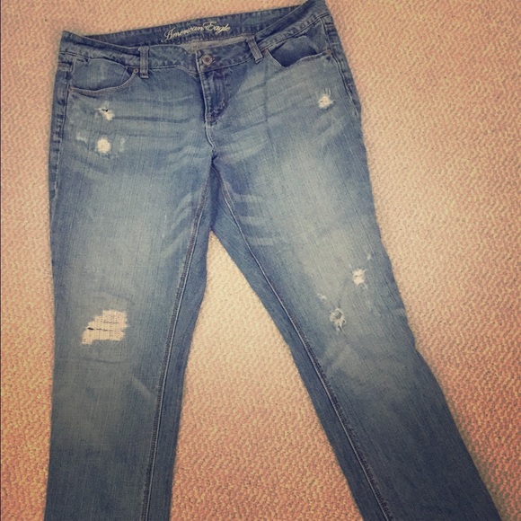 Skinny distressed jeans