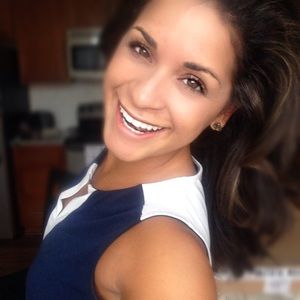 Meet your Posher, Ellis