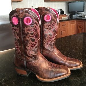 Ariat boots, women's size 8