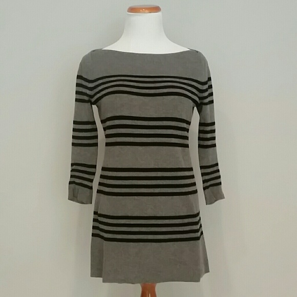 A Pea in the Pod Maternity Sweater