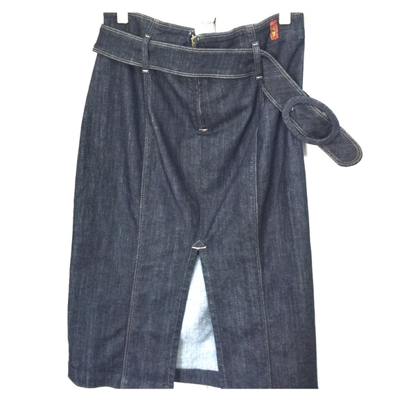 Belted denim skirt