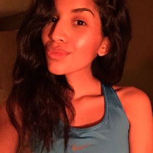 Meet your Posher, Isabelle