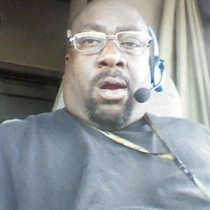 Meet your Posher, Victor