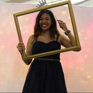 Meet your Posher, Joelle