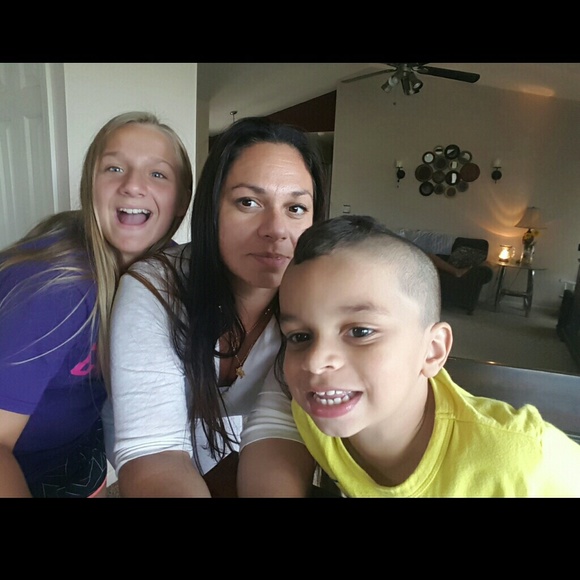 Meet your Posher, Vanessa