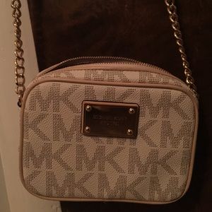 Authentic Michael Kors  Purse👜