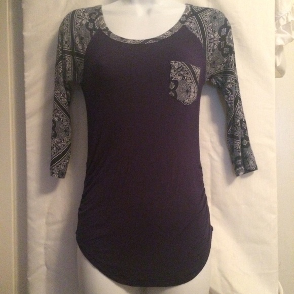 Short sleeve tee