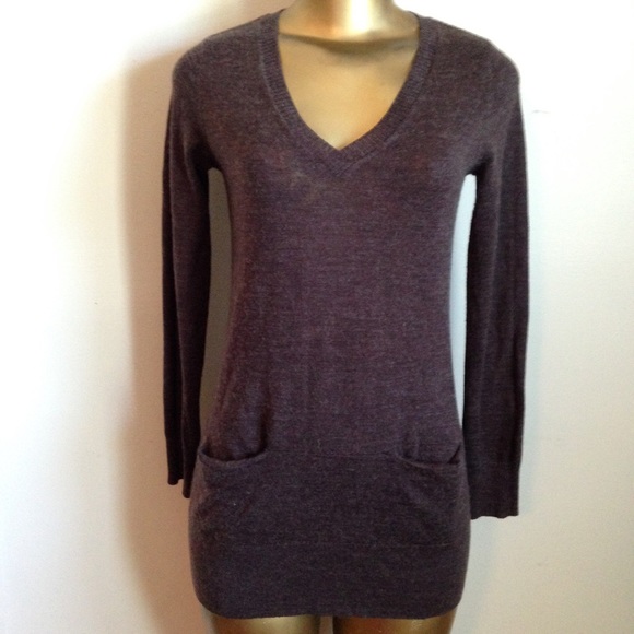 H&M Sweaters - Brown long sleeve sweater with pockets