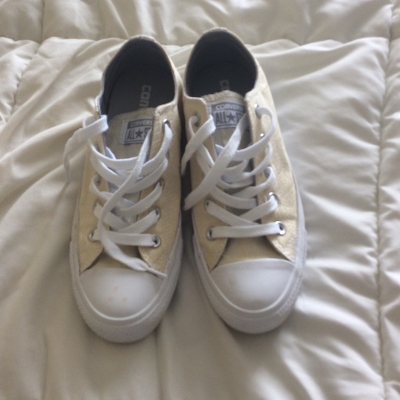 Converse Low-tops