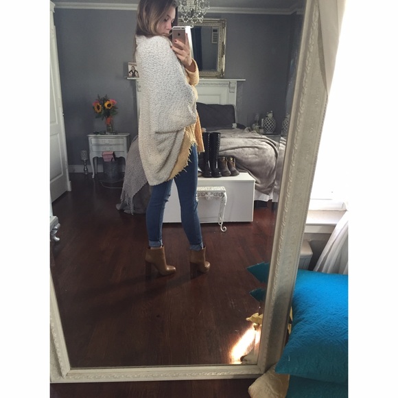 🔥HP🔥 [10/31] [11/3] Authentic Celine booties - Picture 3 of 4