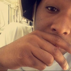 Meet your Posher, Roy