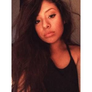 Meet your Posher, Marisa