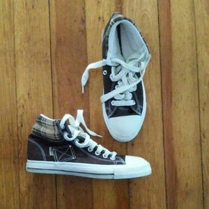 Airwalk shoes, worn once!