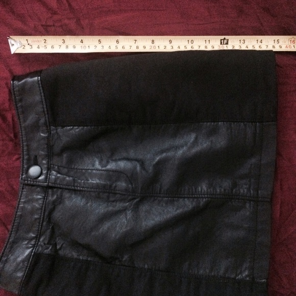 H&M divided skirt - Picture 4 of 4