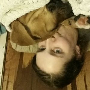 Meet your Posher, Brit