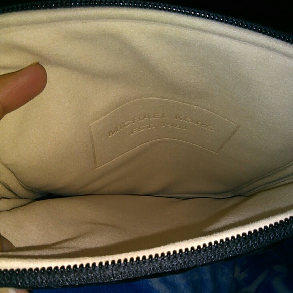 Michael kors ipad case - Picture 4 of 4