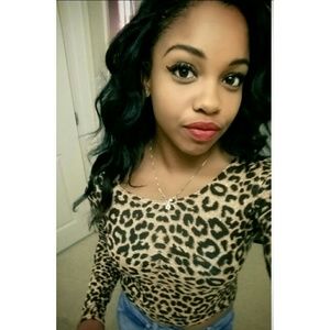 Meet your Posher, Ariel