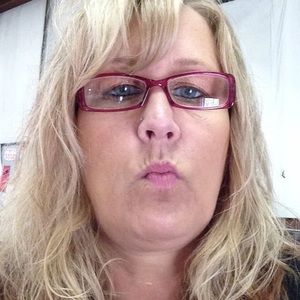 Meet your Posher, Marci